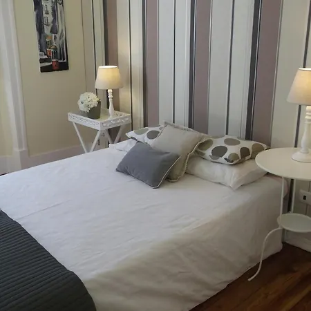 Apartment Angola Floor - Lisbonbreaks *